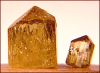 +rock+mineral+natural+resource+inert+geology+Apatites+ clipart